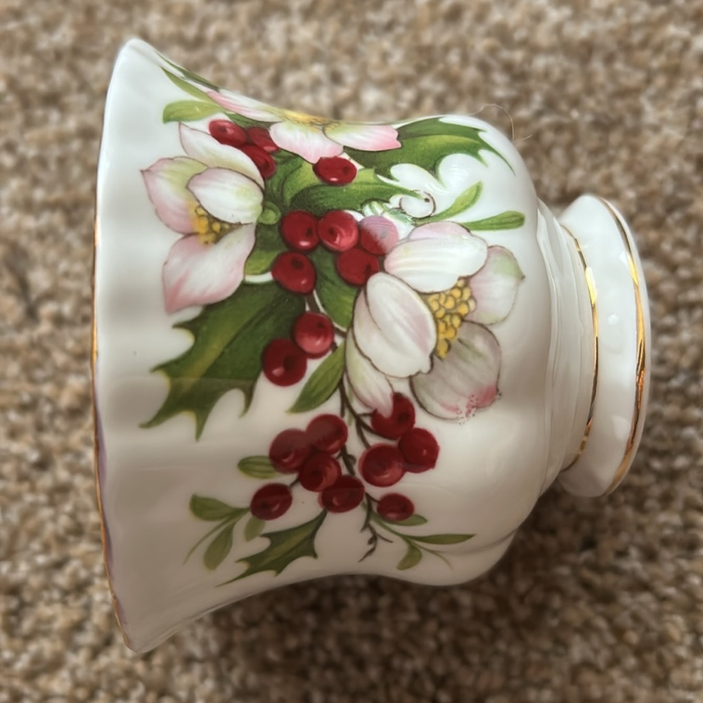 Royal Albert December Bone China Tea Cup & Saucer - Picture 11 of 11